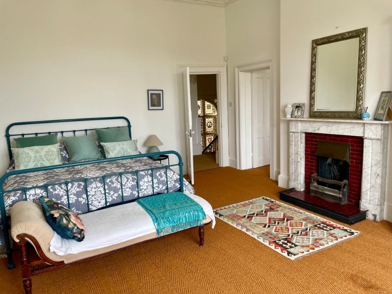 Woodlands Vale, Ryde, Isle Of Wight, PO33