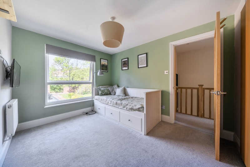 Hennel Close, London, SE23