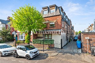 Spencer Avenue, London, N13