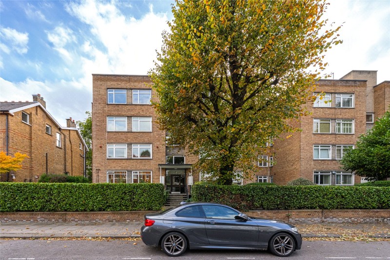 Lambolle Road, London, NW3