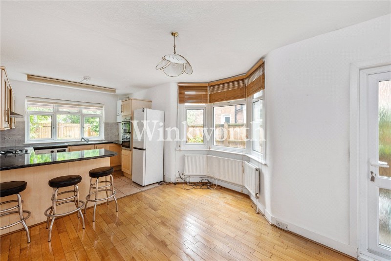 Cobham Road, London, N22