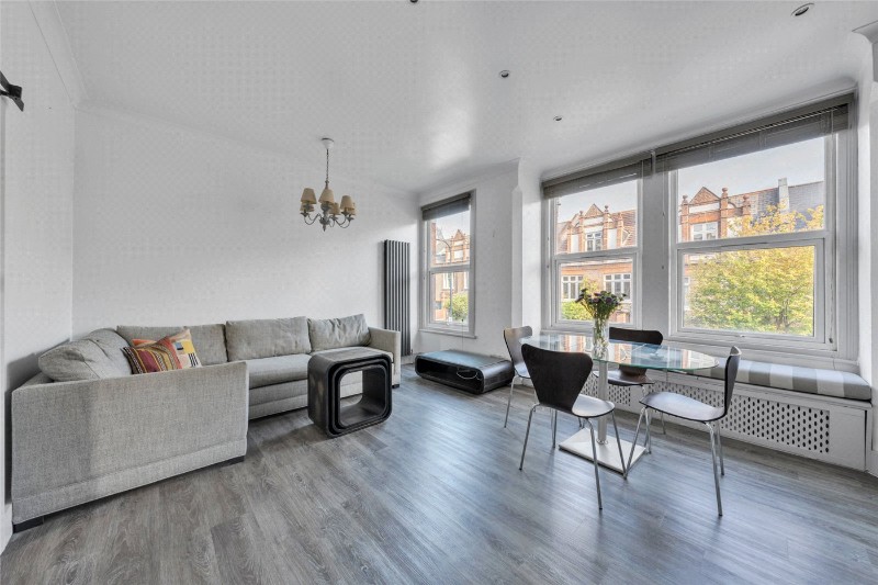 Agincourt Road, London, NW3