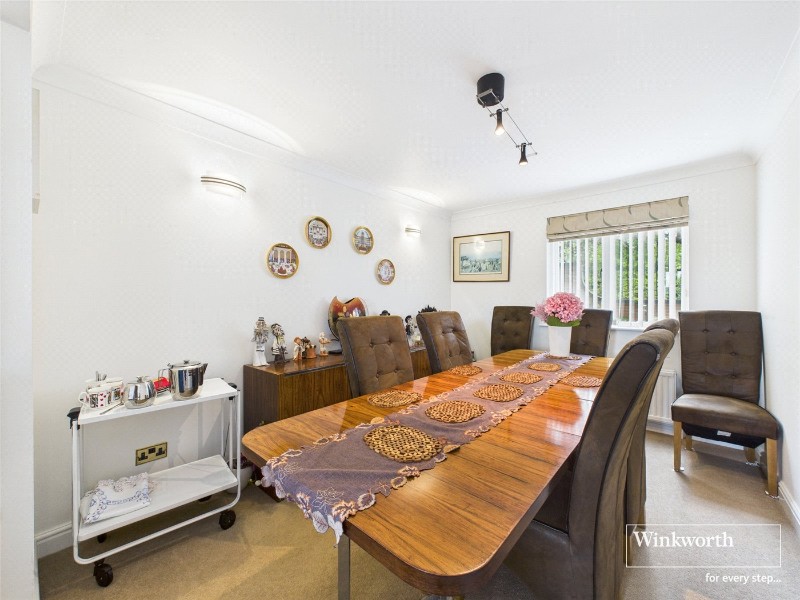 Regency Crescent, Hendon, London, NW4