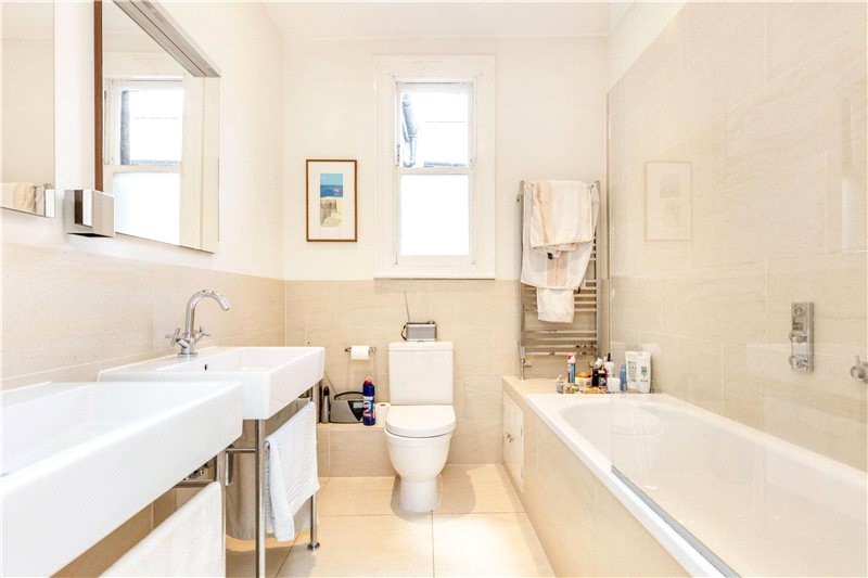 Hillersdon Avenue, Barnes, London, SW13