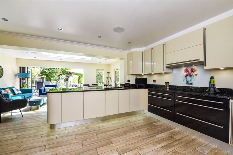 Barnfield Road, Petersfield, Hampshire, GU31