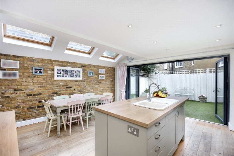Roskell Road, London, SW15