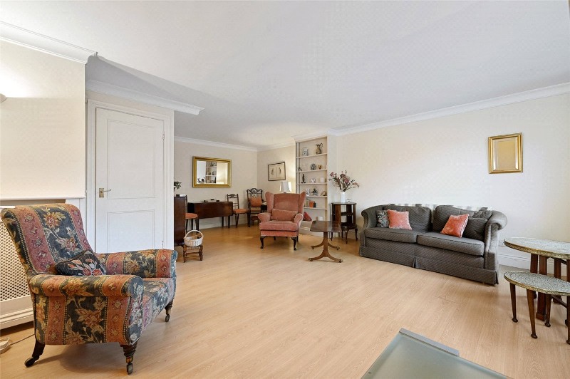 Lily Close, St Paul&#39;s Court, London, W14
