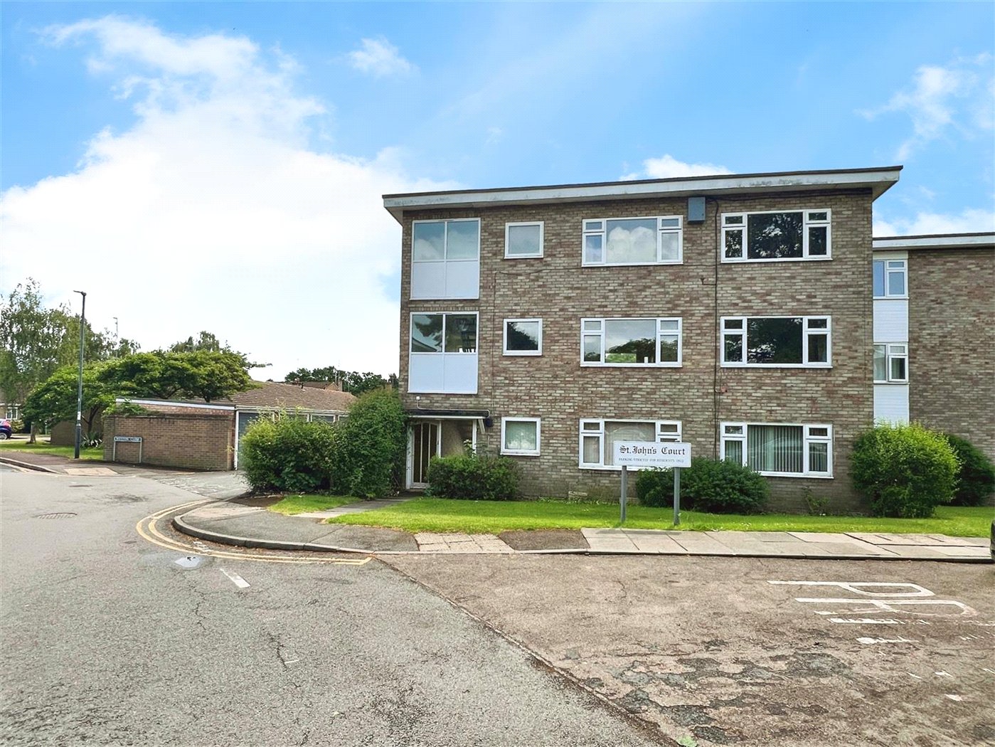 St. Johns Court, Warwick, Warwickshire, CV34
