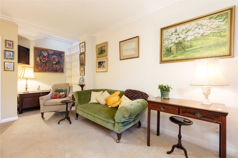 Arlesey Close, London, SW15