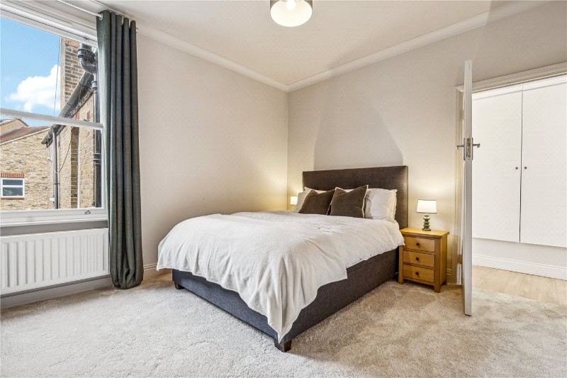Southfield Road, London, W4