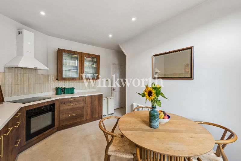 Lansdowne Road, London, N17