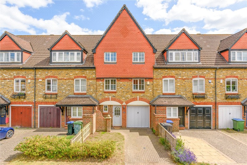 Virginia Place, Cobham, Surrey, KT11