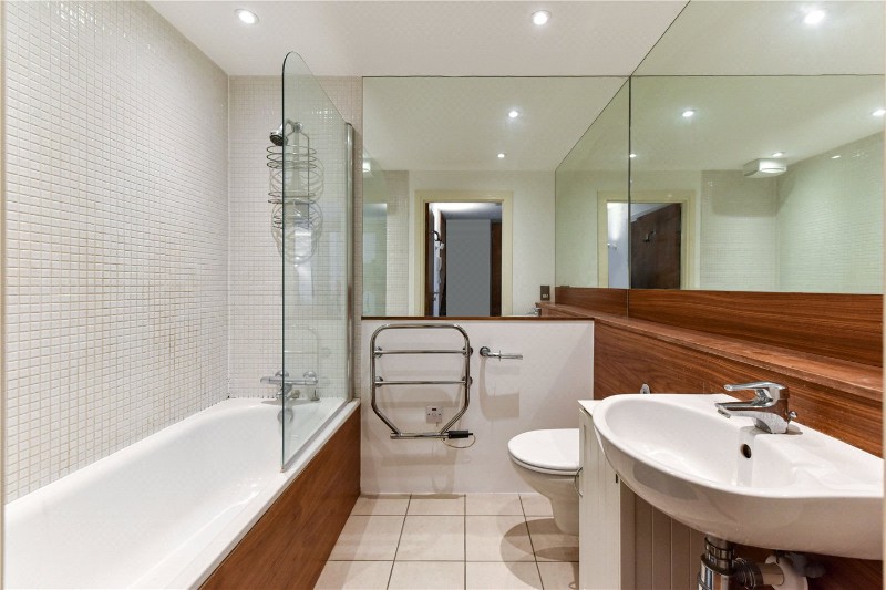 Myddelton Passage, London, EC1R