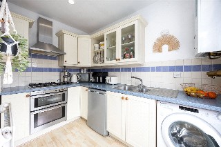Haldon Road, London, SW18
