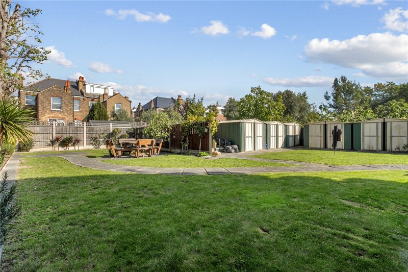 Hazelwood Lane, London, N13