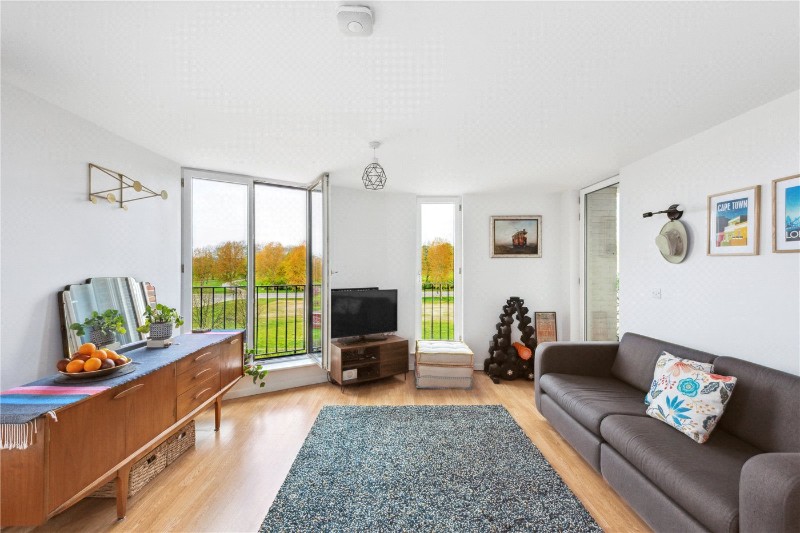 Seven Sisters Road, London, N4