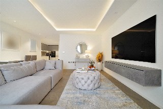 Farnfield Close, London, N8