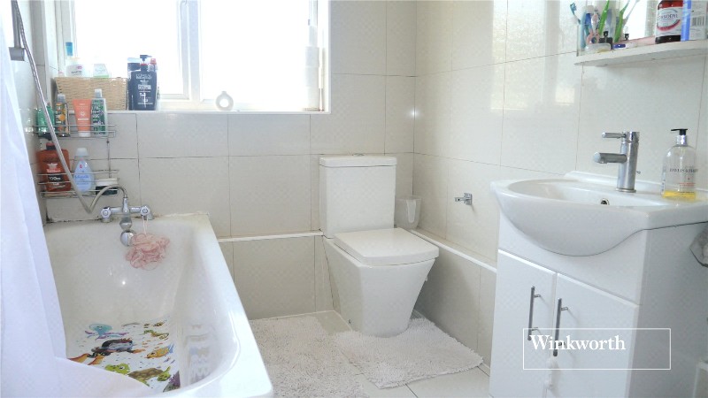 South Mount, High Road, Whetstone, London, N20