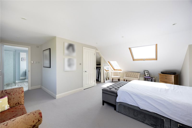 Valonia Gardens, East Putney, SW18