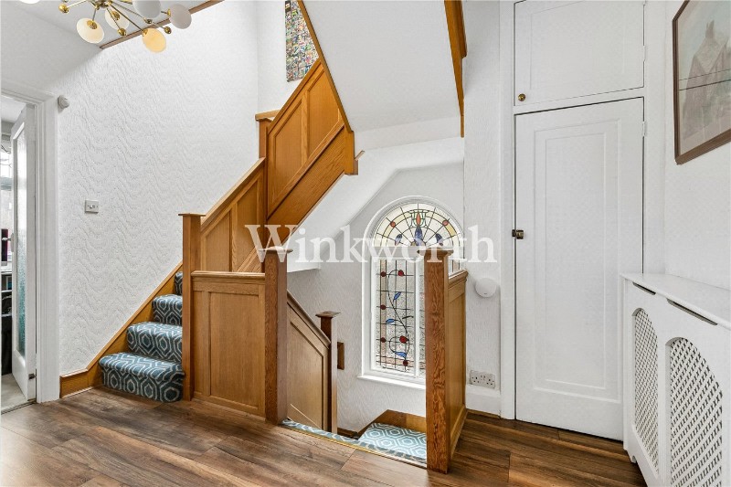 Bourne Hill, London, N13