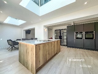 Sarum Avenue, West Moors, Ferndown, Dorset, BH22