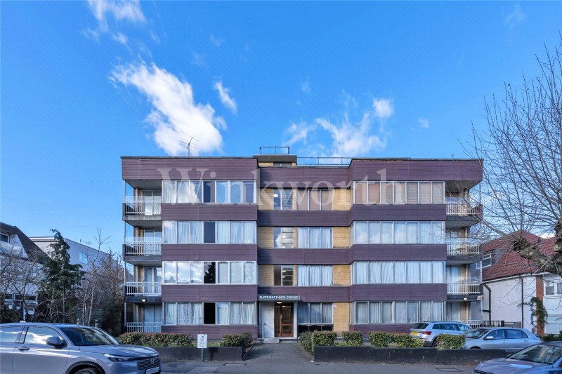 Ravenscroft Avenue, London, NW11