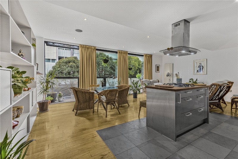 Goswell Road, London, EC1V