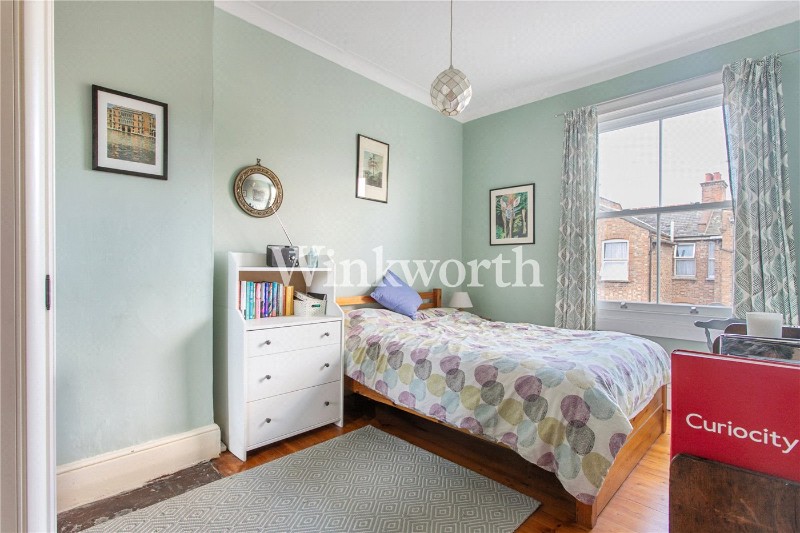 Russell Avenue, London, N22