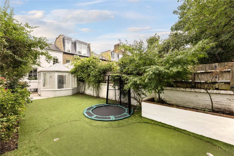 Disraeli Road, London, SW15