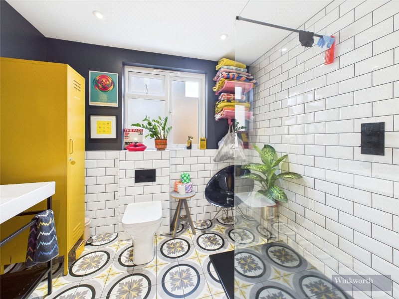Tolworth Park Road, Surbiton, United Kingdom, KT6