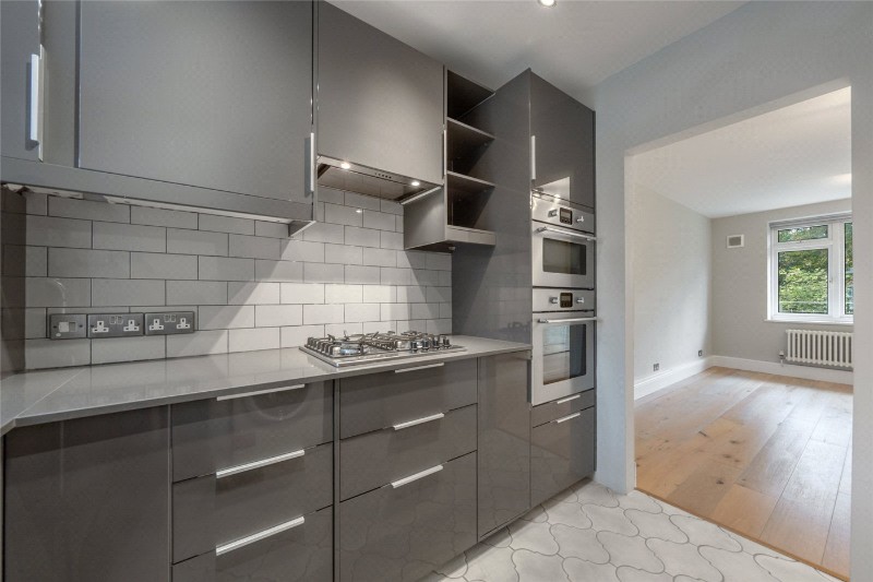 Lambolle Road, London, NW3
