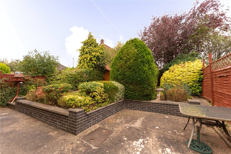 Home Farm Crescent, Whitnash, Leamington Spa, Warwickshire, CV31