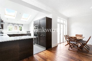 Edenbridge Road, Enfield, EN1