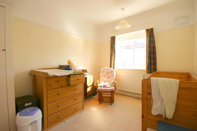 Gloucester Court, Kew Road, Kew, TW9
