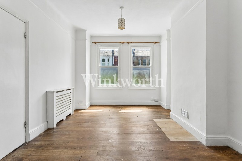 Lymington Avenue, London, N22