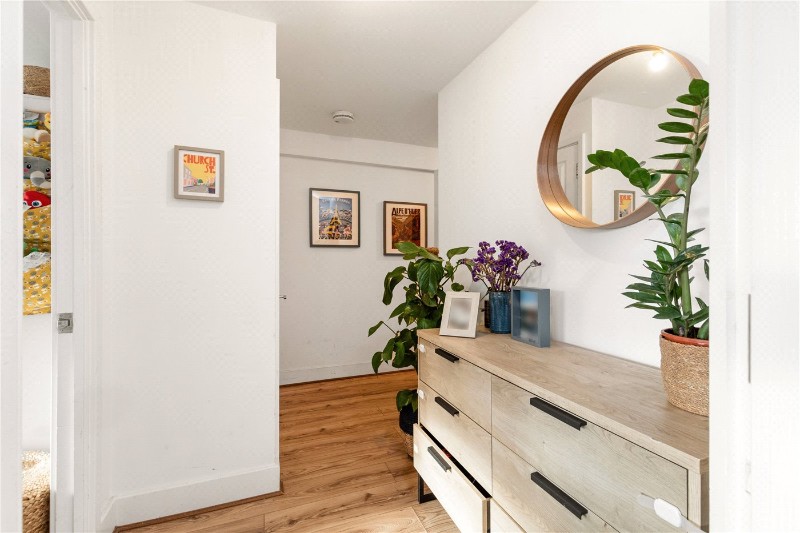 Hexton Court, 6 Brownswood Road, N4