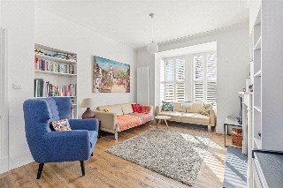 Highbury Hill, London, N5