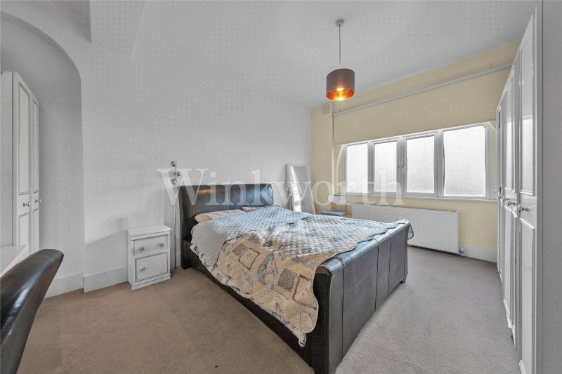 Woodstock Road, London, NW11