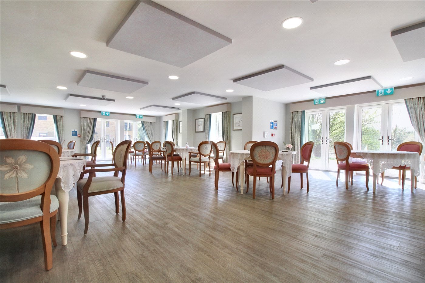 Communal Dining