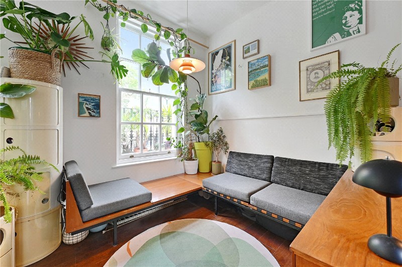 Gray's Inn Road, London, WC1X
