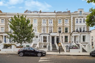 St. Charles Square, London, W10