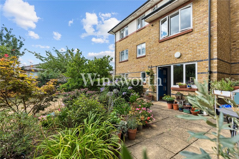 Myddleton Avenue, London, N4