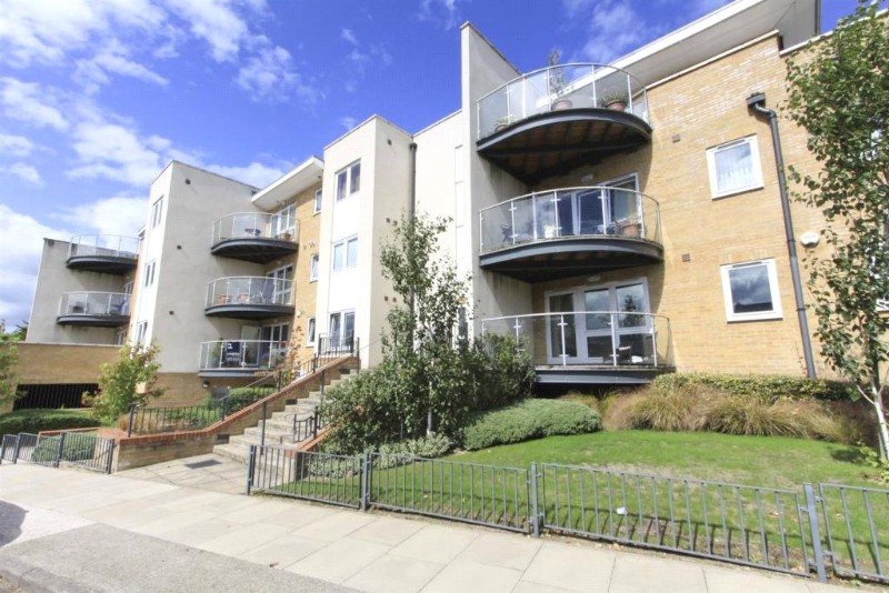 Reservoir Road, Ruislip, HA4
