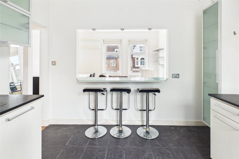 Downton Avenue, London, SW2