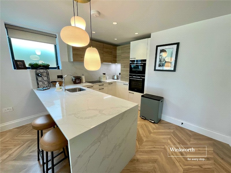Wharncliffe Road, Highcliffe, Christchurch, Dorset, BH23