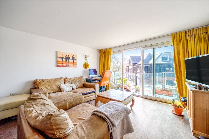 Rotherhithe Street, London, SE16