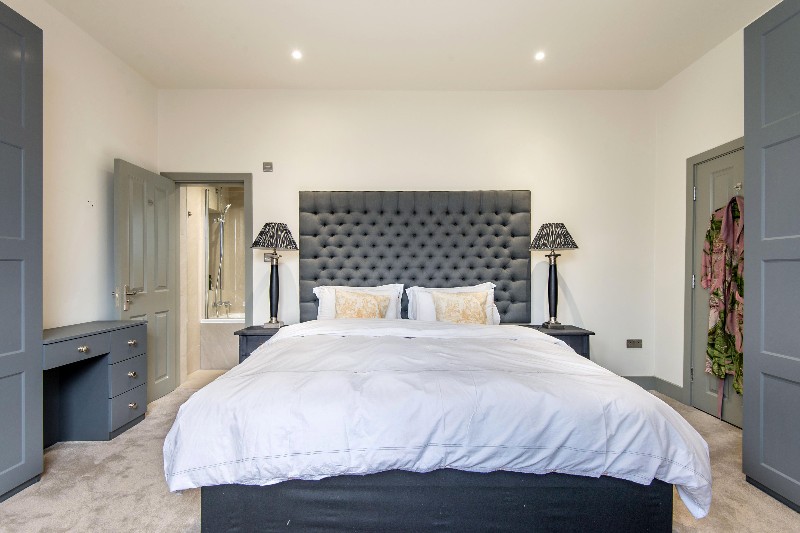 Elgin Avenue, Maida Vale, London, W9