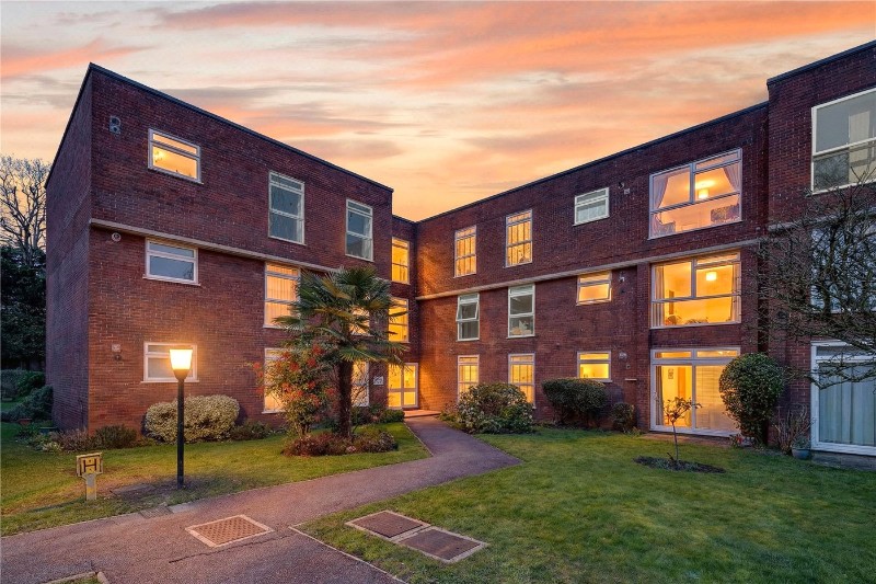 Ellesmere Road, Weybridge, Surrey, KT13