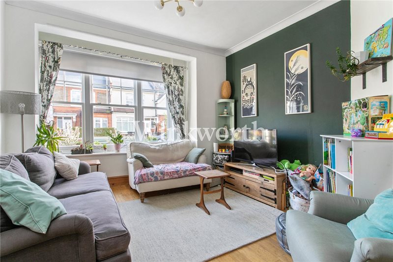 Russell Avenue, London, N22