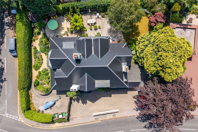 Sandecotes Road, Lower Parkstone, Poole, BH14